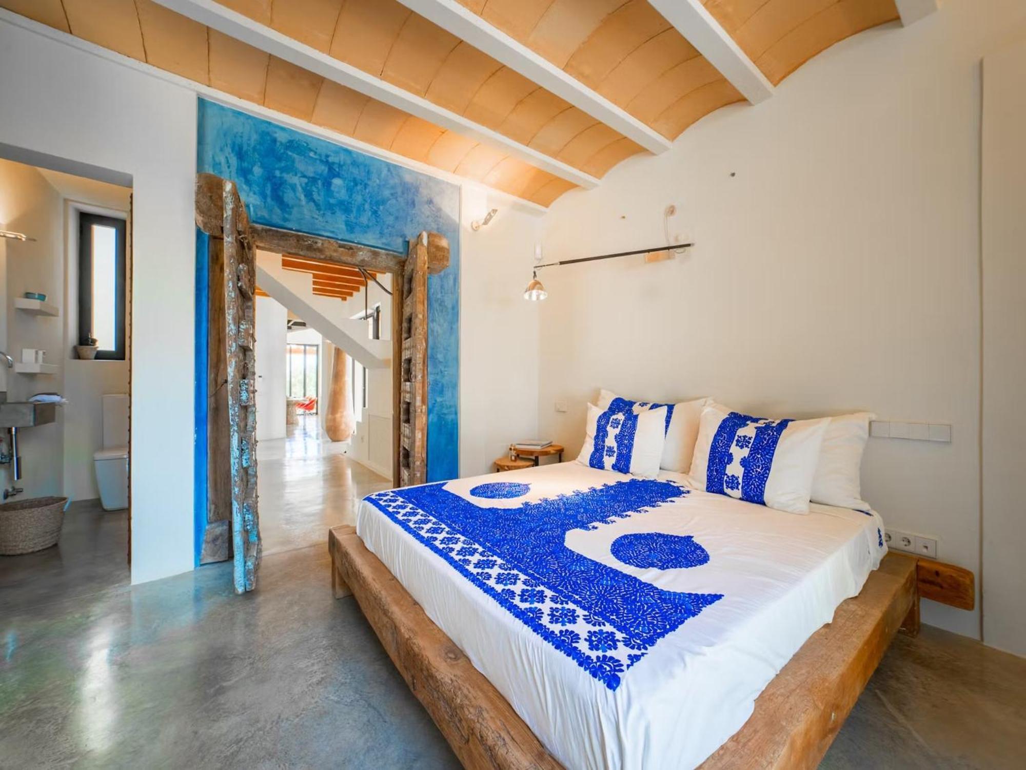 Majestic With Private Pool Villa Es Cubells